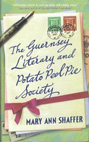 La sociedad literaria y el pastel de piel de patata de Guernsey. Mary Ann Schafer.